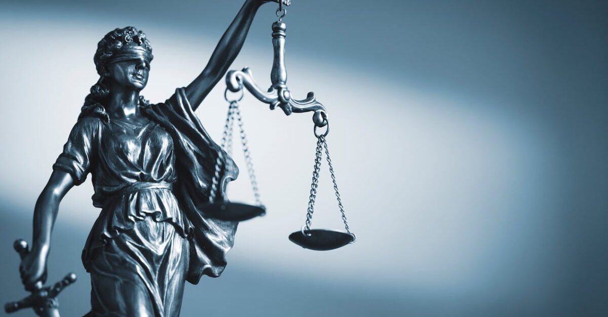 Conoce-todos-los-tipos-del-derecho-e1687863405616